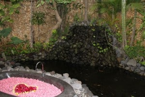 weddings & honeymoons at Villa Kubu, Seminyak, Bali