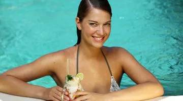Kubu Villas Seminyak - Kubu Café, In-Villa Dining and BBQ - Dining Experiences