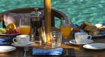 Kubu Villas Seminyak - Kubu Café, In-Villa Dining and BBQ - Dining Experiences