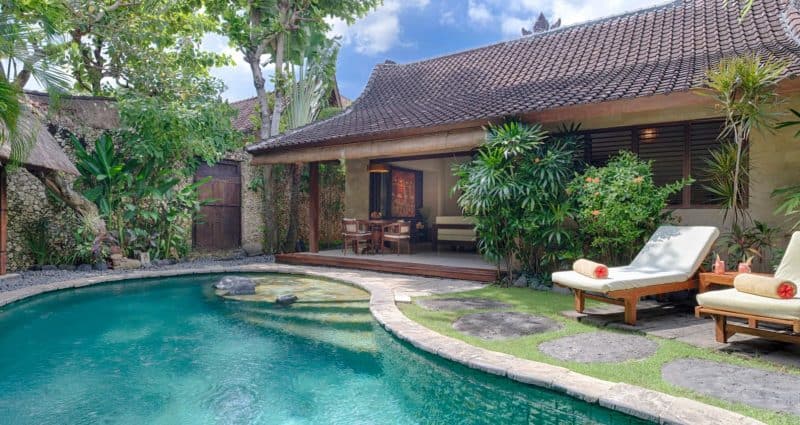 1-bedroom-bali-holiday-villa-private-pool-a-v9-hero