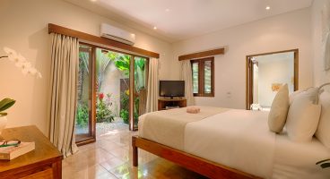 Villa No. 3, Three Bedroom Villas With Private Pool In Seminyak, Bali