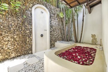 Villa Kubu Deluxe Two Bedroom Bathroom 2 Seminyak Bali