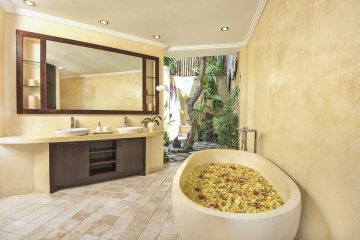 Villa Kubu Premium One Bedroom Bathroom 1 Seminyak Bali