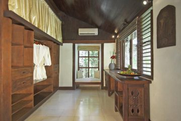 Villa Kubu Premium One Bedroom Wardrobe Seminyak Bali