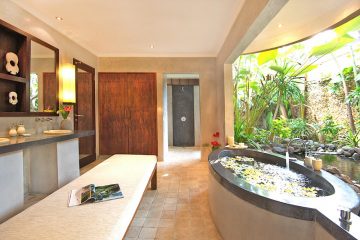 Villa Kubu Premium Spa One Bedroom Bathroom Seminyak Bali