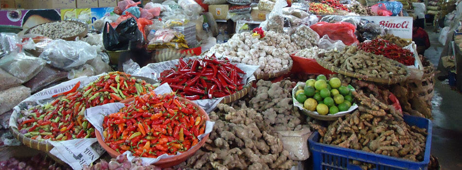 Badung spice market Bali